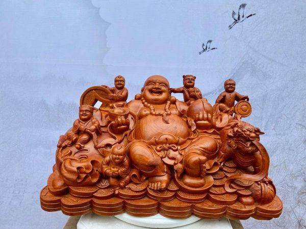 Bày tượng Di Lặc để mong cầu viên mãn, hạnh phúc