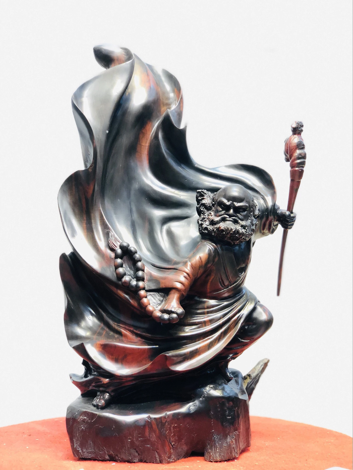 Tượng gỗ Đạt Ma trừ tà 2