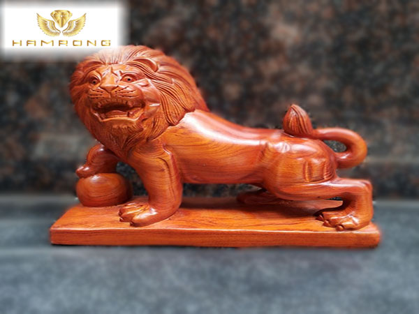 Tượng Sư Tử hợp với người mệnh Thủy